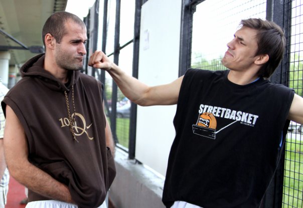 Артём Авакьянц, Юра Навоенко драка